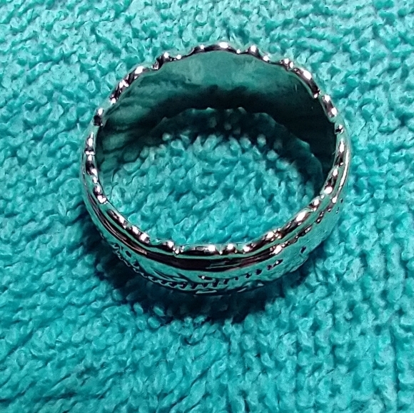 Silvertone floral flower band ring - Picture 3 of 4